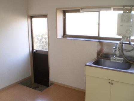 家持2階建て貸家   A棟